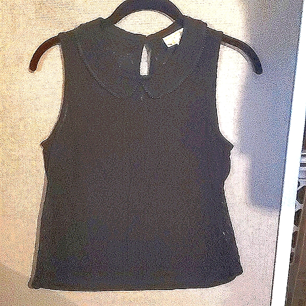 Vera Wang "Princess" Sleeveless Shear Black Lace Top. Sz Small. Worn Once
